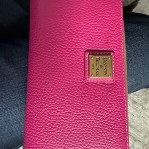 Dooney and Bourke wallet